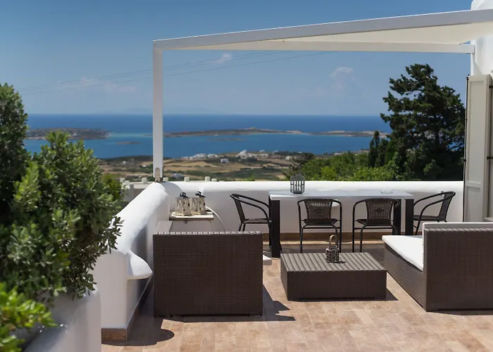 Paros Butterfly * Pounda