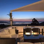 Paros Butterfly Pounda