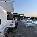 Paros Butterfly アパート Pounda