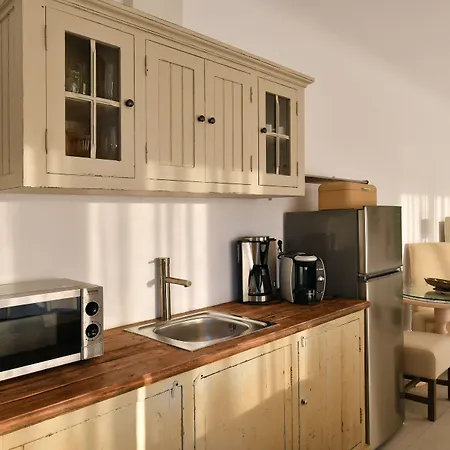 Paros Butterfly Апартаменты *