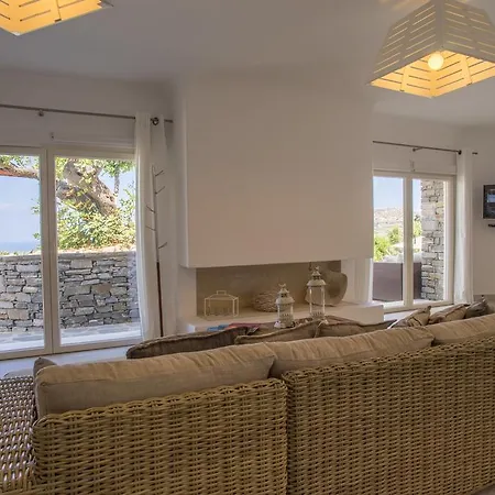 Paros Butterfly Пунда