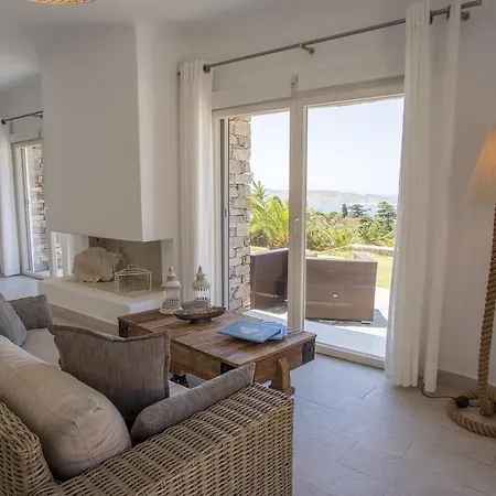 Апартаменты Paros Butterfly Пунда