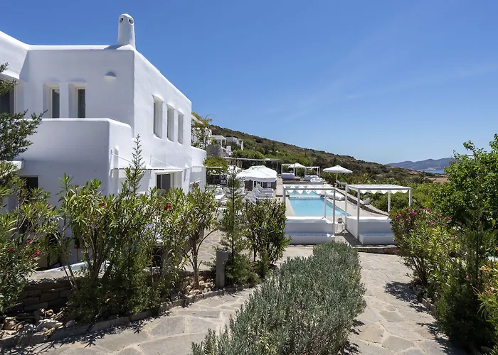 Paros Butterfly Pounda