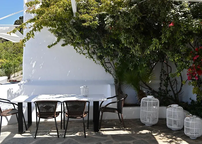 Paros Butterfly Apartamento Pounda